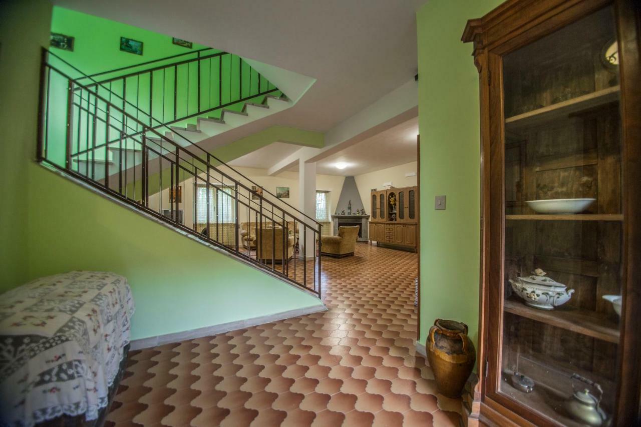 Bed and Breakfast Residenzadelia à Ronciglione  Extérieur photo