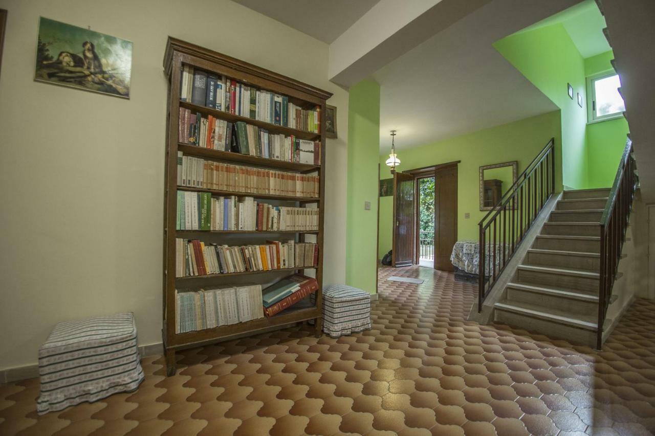 Bed and Breakfast Residenzadelia à Ronciglione  Extérieur photo