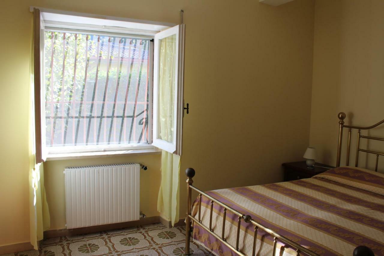 Bed and Breakfast Residenzadelia à Ronciglione  Extérieur photo